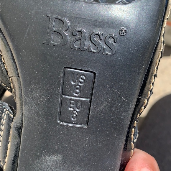 Bass heels size 8M - Picture 7 of 7